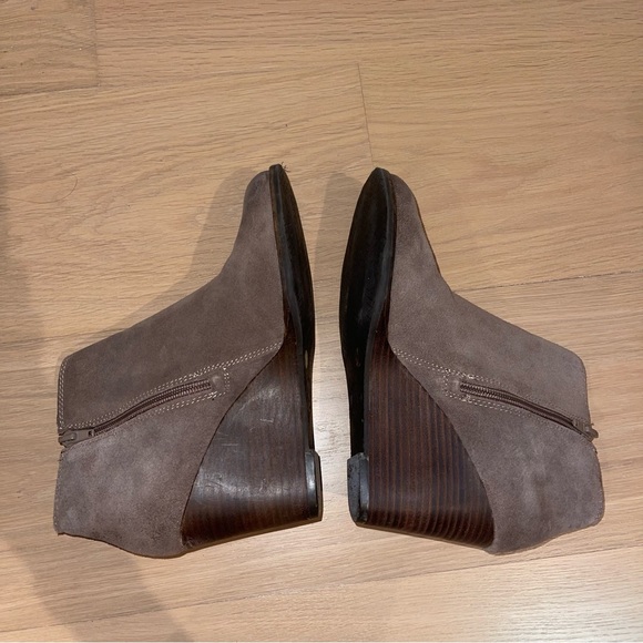 Lucky Brand LK-Yakeena Zip Wedge Bootie 8M - Picture 4 of 10